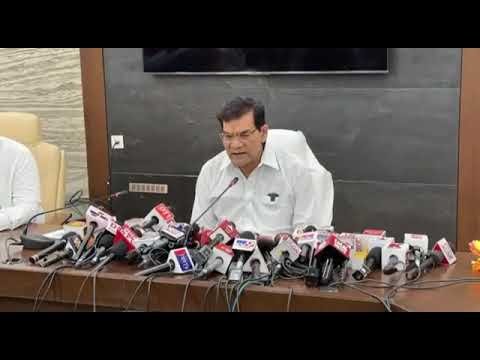 उत्तर प्रदेश में विद्युत कर्मियों की हड़ताल को ऊर्जा मंत्री ने बताया असंवैधानिक, प्रेस वार्ता में सरकार का सख्त रुख